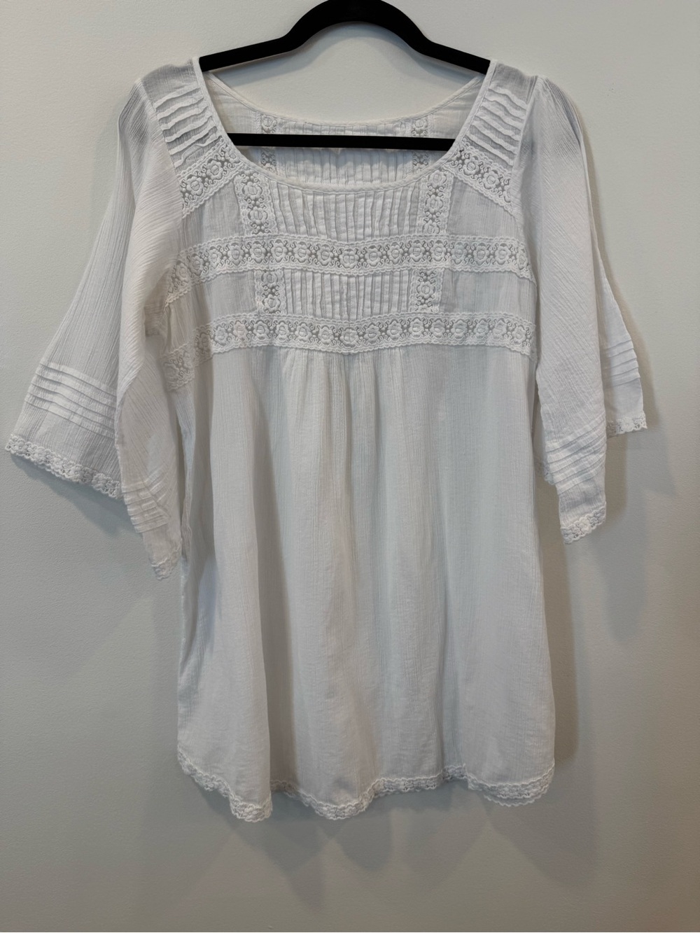 Women's White Lace-Trim Peasant Top